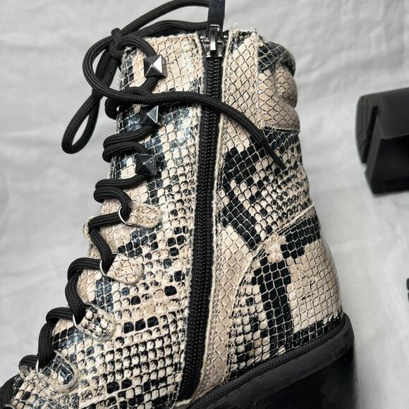 Marc Fisher Laboni Snake Print Lace-Up With Side Zip Combat Boots Womens 7.5 - Picture 7 of 12